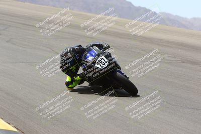 media/Apr-10-2022-SoCal Trackdays (Sun) [[f104b12566]]/Bowl (11am)/